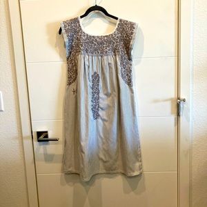 Mi Golondrina — short Flores dress — white snd grey stripe grey embroidery — S